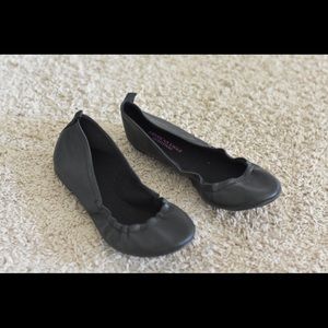 American Eagle Outfitters Shoes - Flats American Eagle Outfitters Shoes - Flats